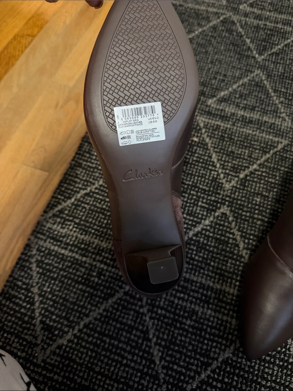Clarks Women's Dark Brown Pointed Leather Chelsea Ankle Boots - Picture 6 of 7